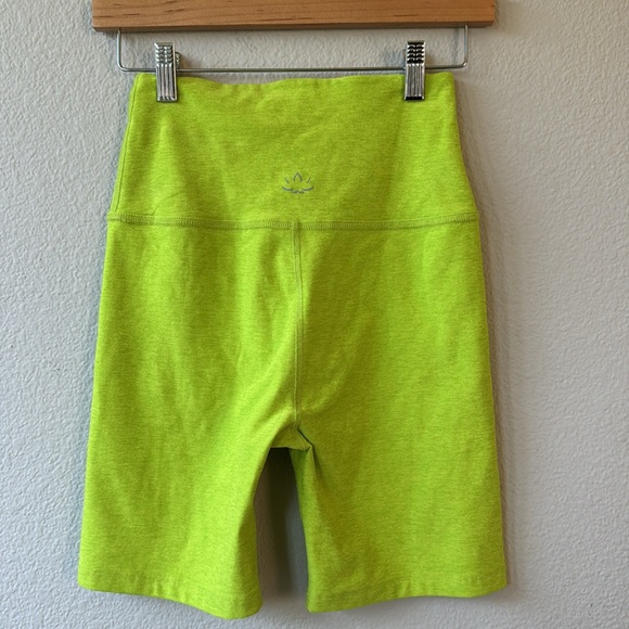 Beyond Yoga Spacedye Keep Pace 5" Short - Picture 2 of 4